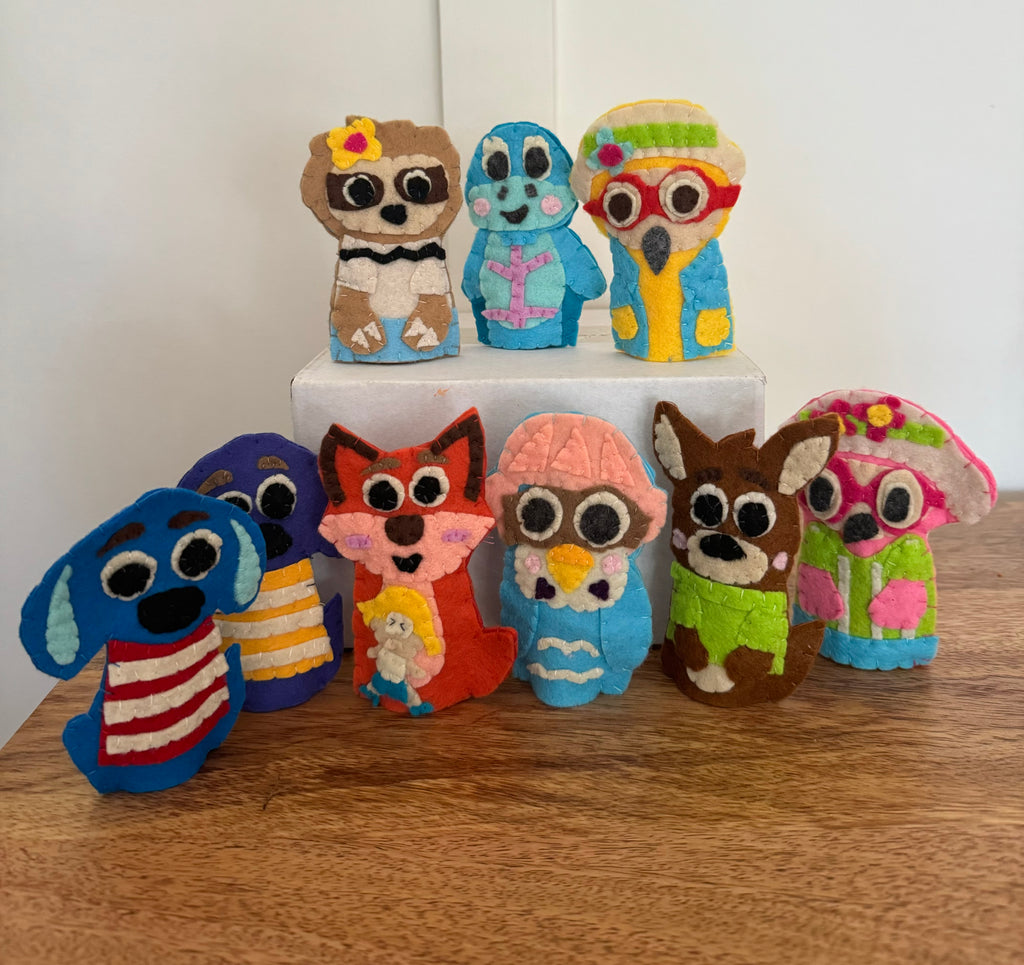 The Hoot Hoot Way & Finger Puppet Set