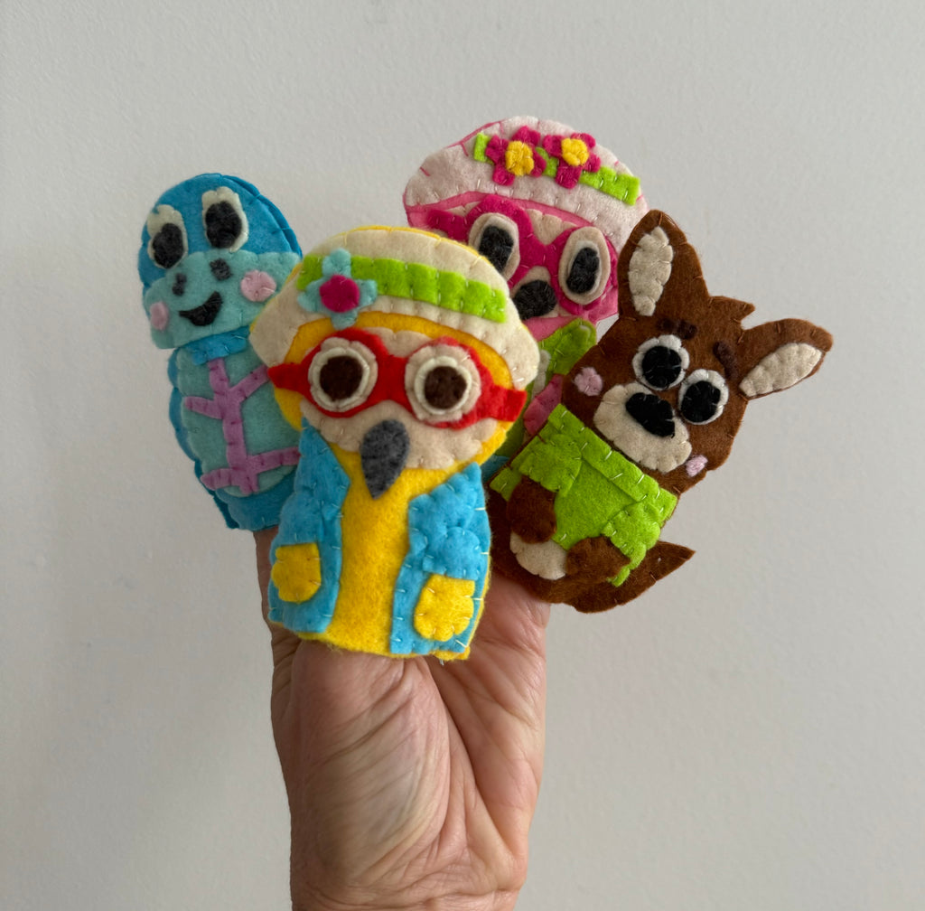 The Hoot Hoot Way & Finger Puppet Set